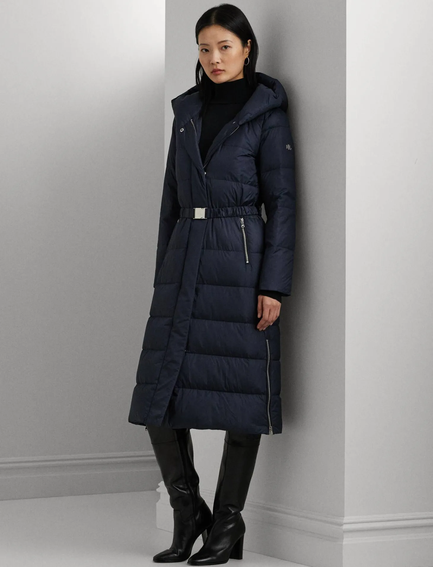 Damen Daunenmantel mit Gürtel und Kapuze