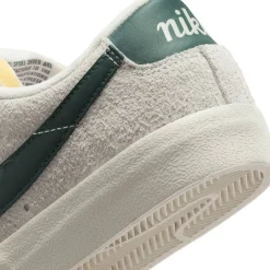 Damen Sneaker NIKE BLAZER 77 VINTAGE