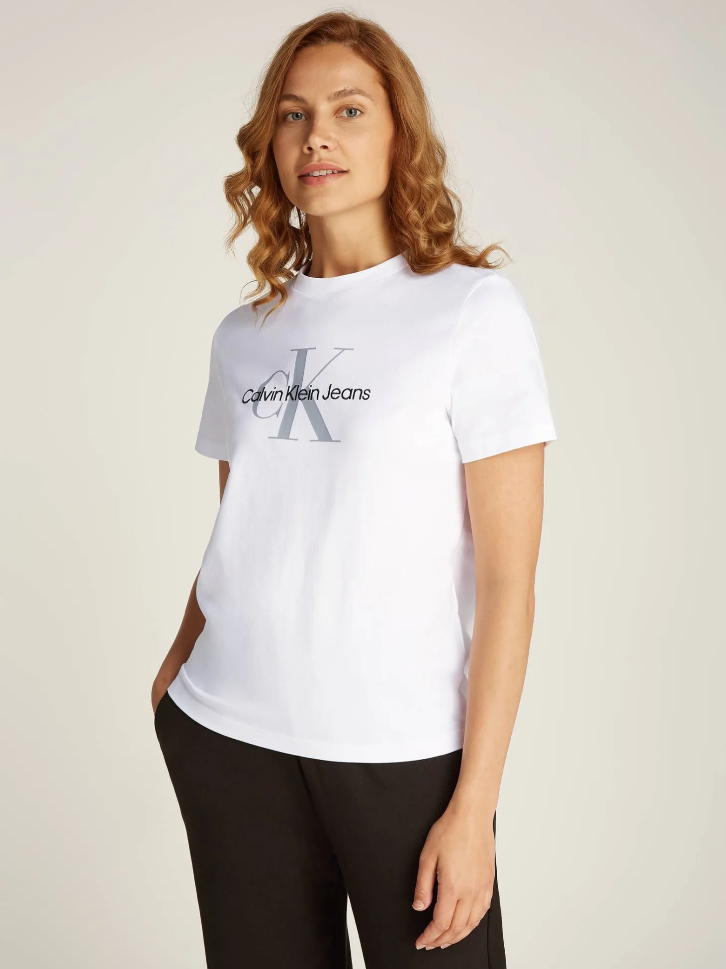 Damen T-Shirt mit Monogramm